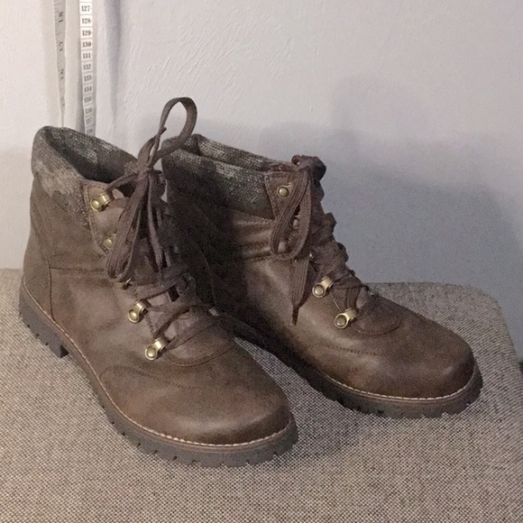 Sonoma Ankle Boots, size 10M. - Picture 1 of 15